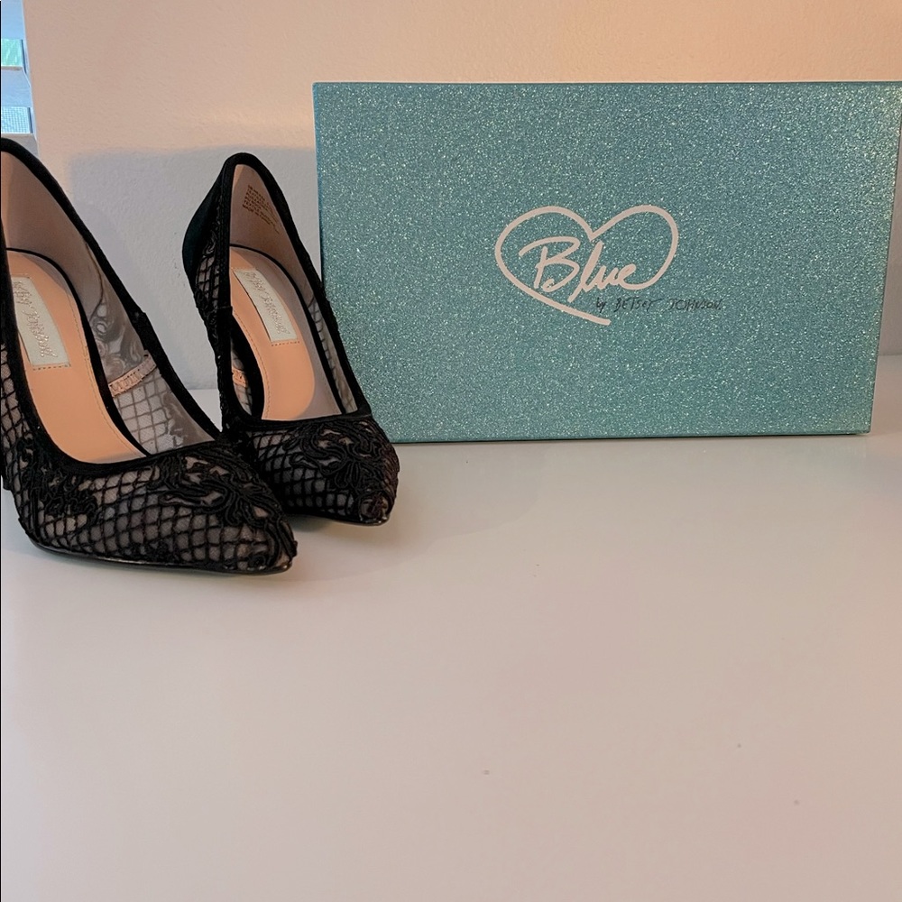 Blue by Betsey Johnson SB-Nessa Black Sued, 5.5